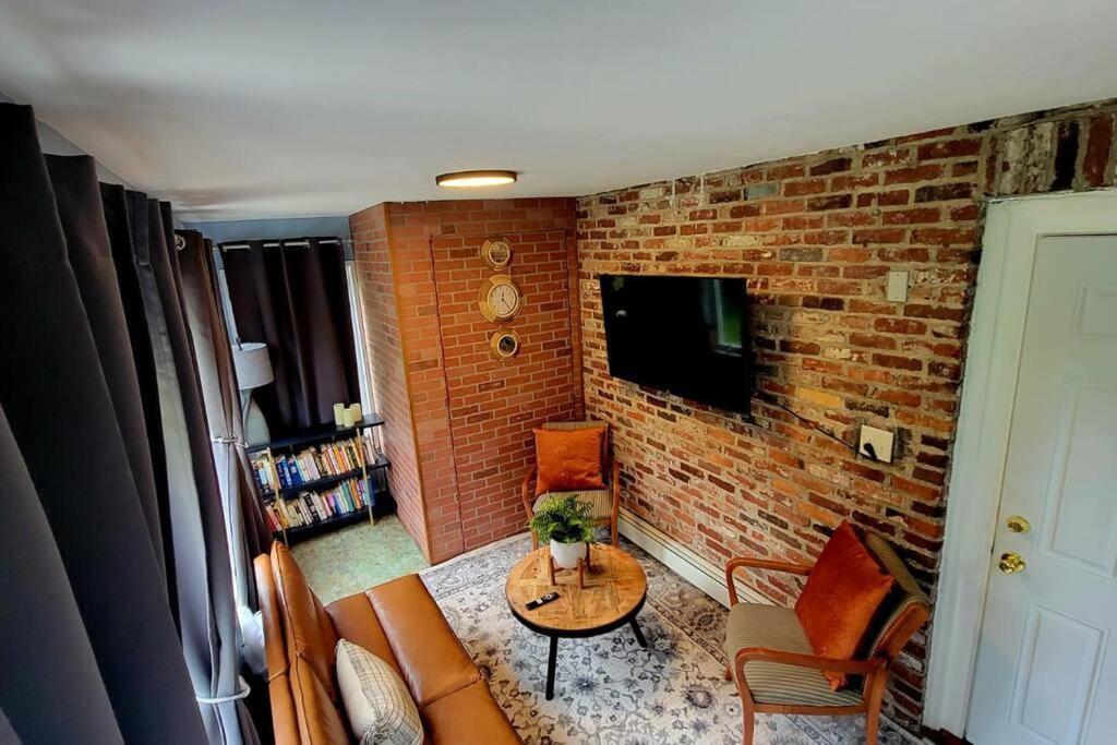 Unique & Peaceful Boston Home المظهر الخارجي الصورة