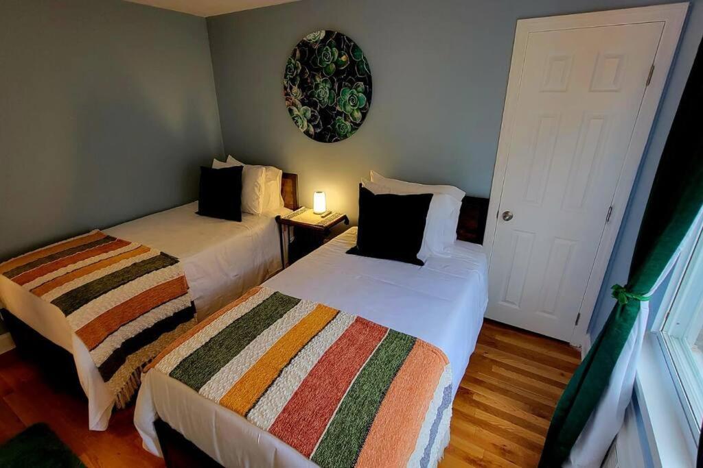 Unique & Peaceful Boston Home المظهر الخارجي الصورة